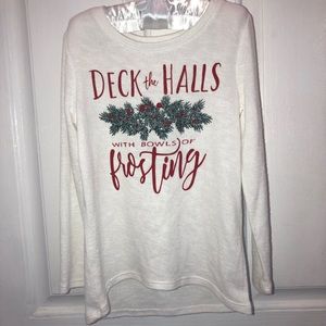 DECK THE HALLS WITH BOWLS OF FROSTING HI-LOW TOP